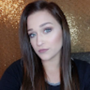 Meet your Posher, Kendra